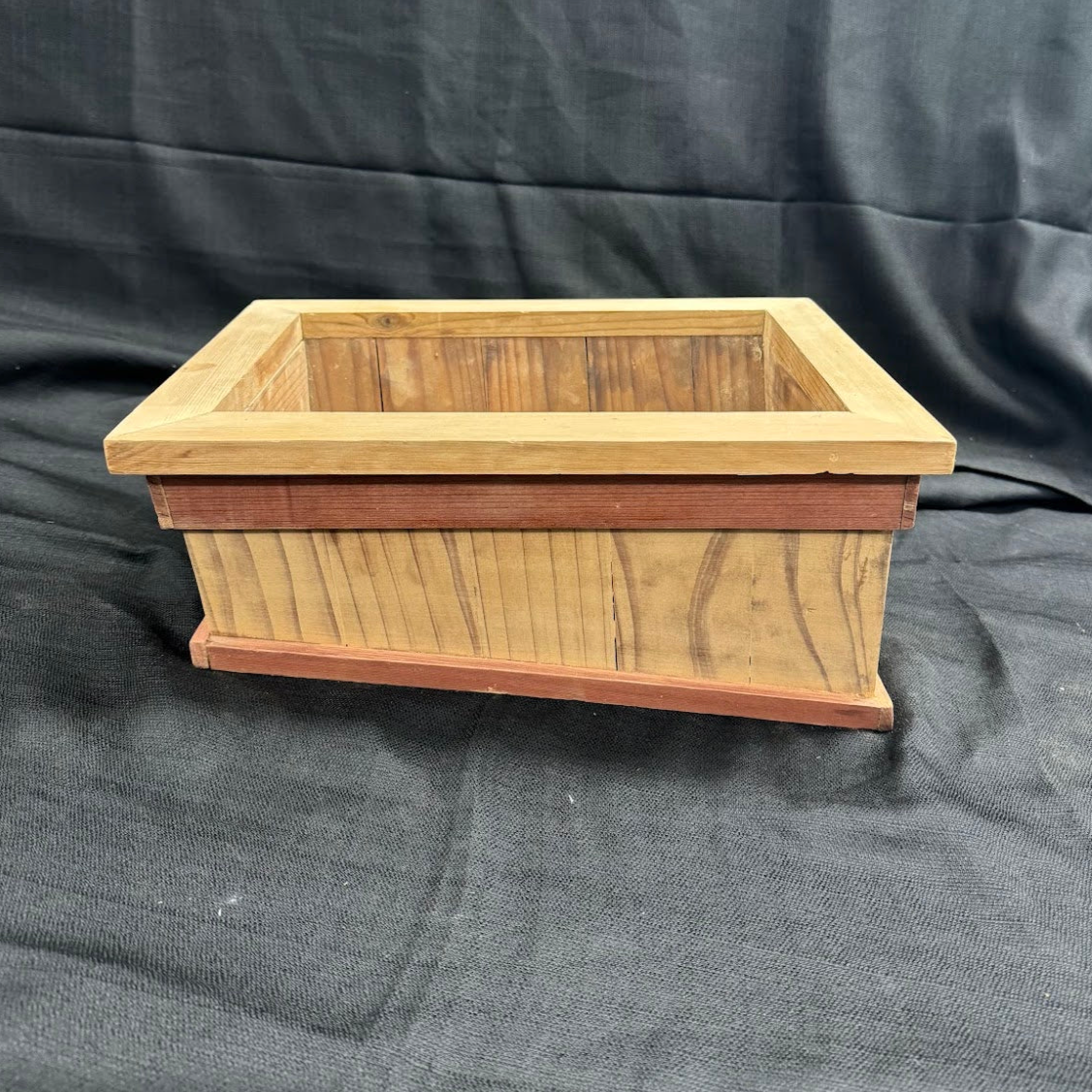Small Slanted Planter Box P-3