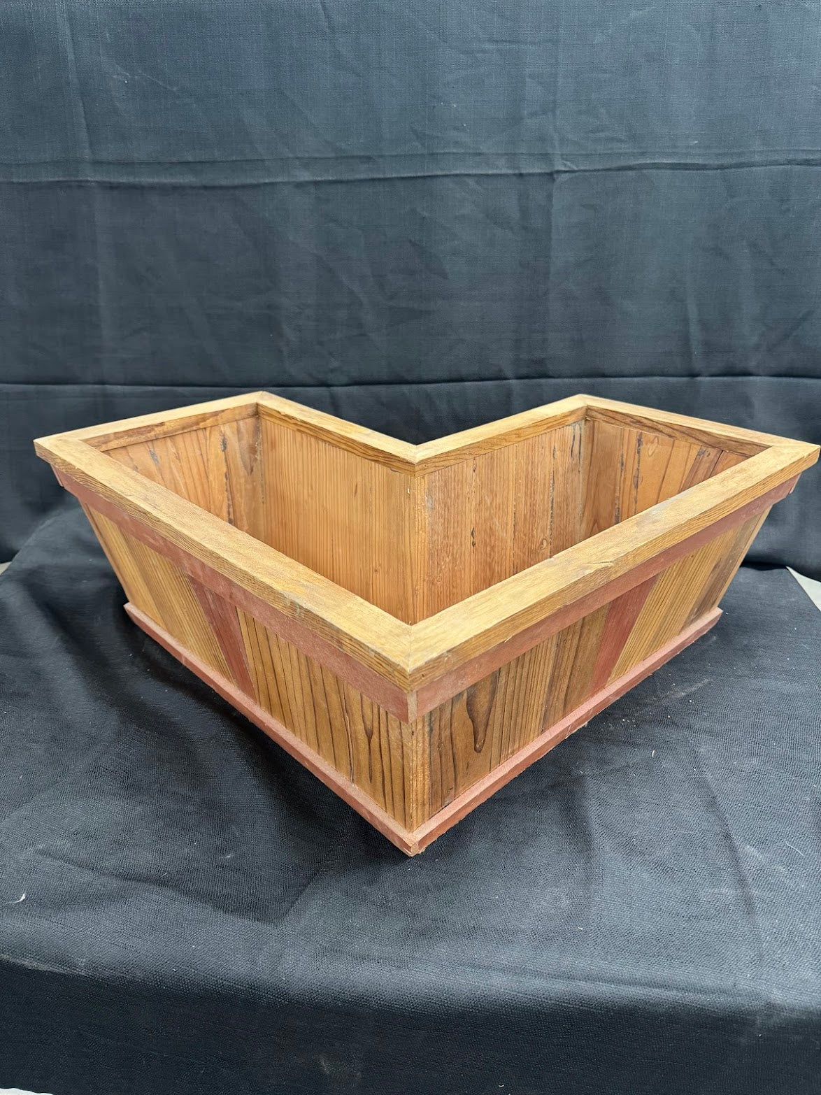 Right Angle Planter Box P-2